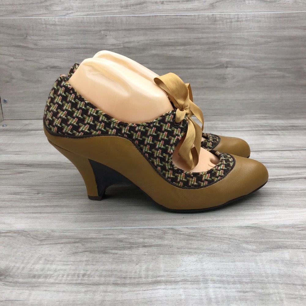 Stylish Tan and Brown Ankle Booties